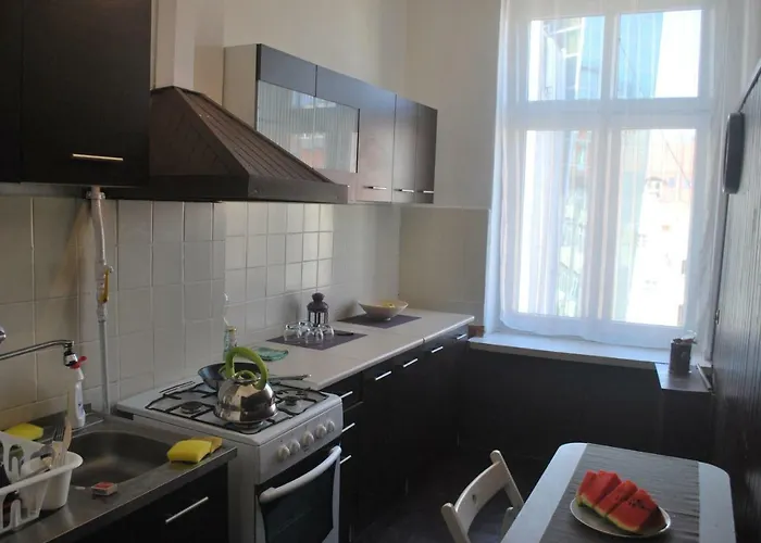 W Cichym Mieszkaniu 50m Od Rynku Privatunterkunft